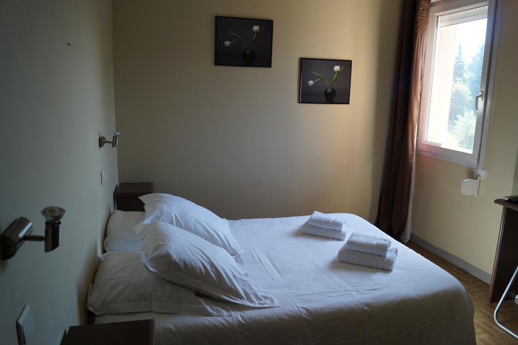 Hotel Le Bistrot D'Orange Esterno foto